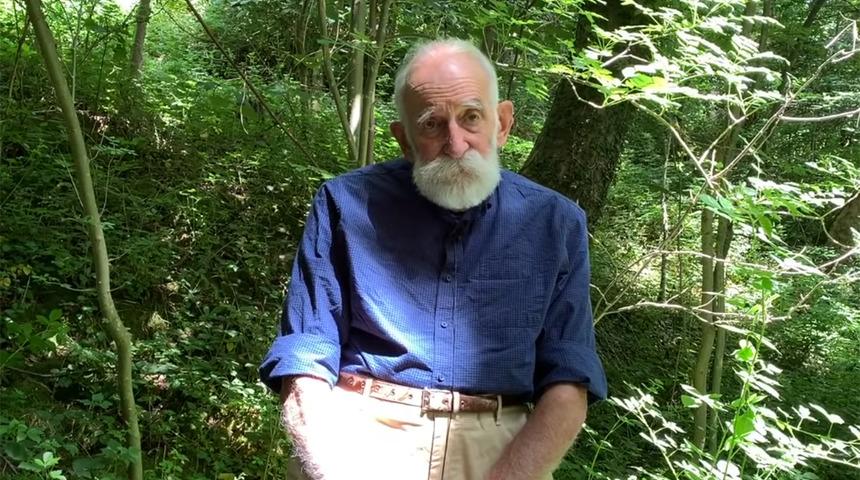 84 yaşında sesiyle YouTube yıldızı oldu! 