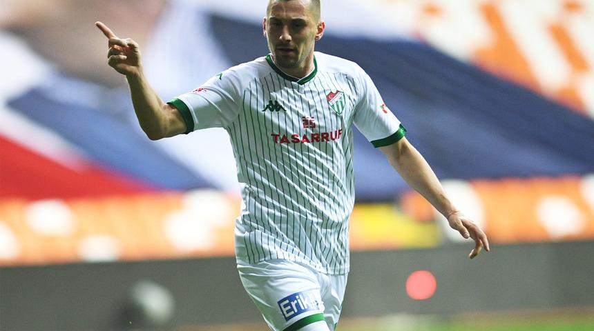 Bursaspor Kulübü, Burak Altıparmak’la yola devam kararı aldı