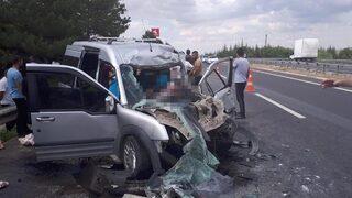 Kahreden kaza! Anne ve kızı öldü, baba ve 2 oğlu yaralandı