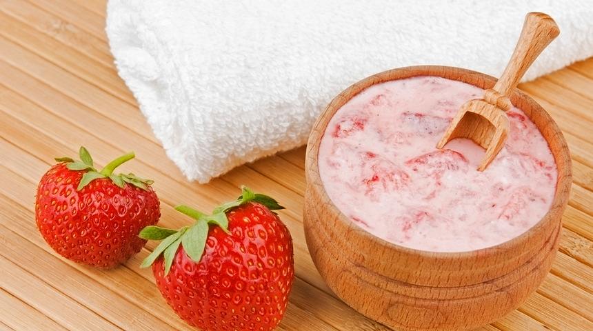 Pratik ve mucizevi tarifler: Çilek ile her cilt tipine uygun maske yaparak güzelleşebilirsiniz!