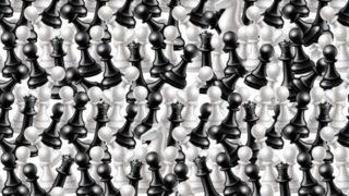 Satranca bir de bu açıdan bakın! Saklanan atları görebiliyor musunuz?