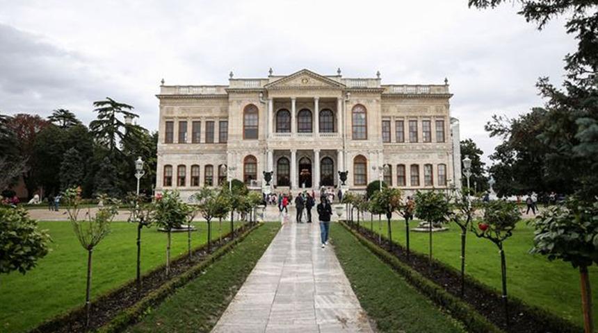 Milli Saraylar Başkanlığı'ndan kayıp vazo açıklaması