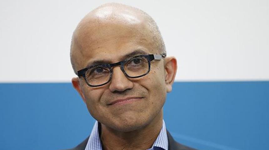 Microsoft CEO'su Satya Nadella, Bill Gates sonrası bir ilki gerçekleştirdi!