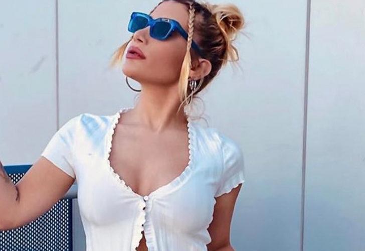 �rem Derici havuzun ba��ndan payla�t�