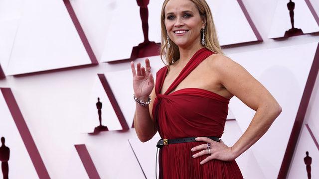 Reese Witherspoon: Panik atağa karşı hipnoz edildim