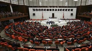 Son Dakika: AK Parti 4. Yargı Paketi'ni yarın Meclis'e taşıyor