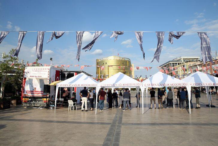 Aydın'da mobil aşı tırıyla randevusuz aşı uygulamasına yoğun ilgi G4