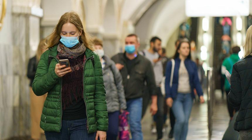 Moskova'da "daha agresif ve hızlı yayılan mutasyonlu Kovid-19" alarmı