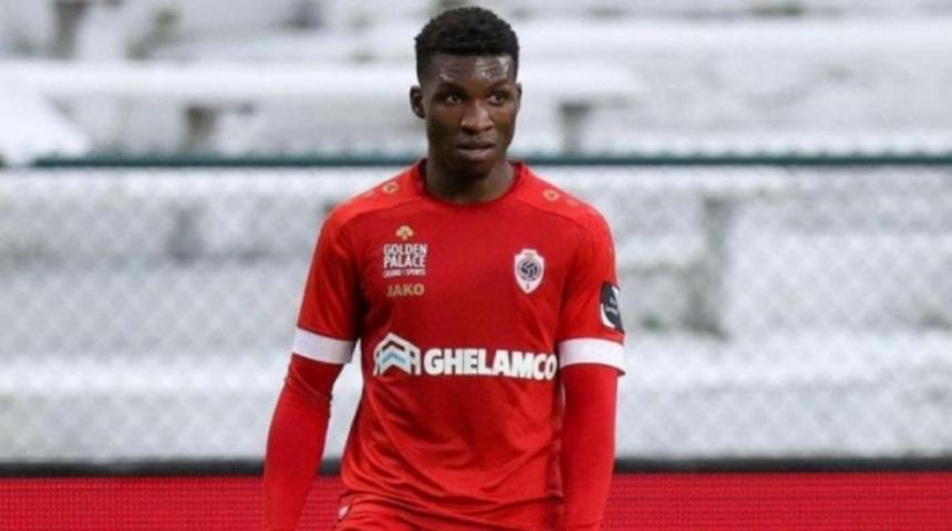 Fenerbahçe, Aurelio Buta'nın peşinde