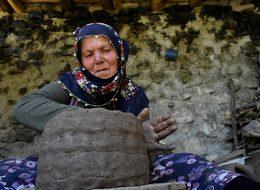 Yolu olmayan yerlerden alıyorlar! Dölek güveci zamana direniyor