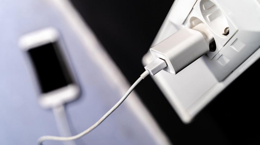 Ünlü şirketler hızlı şarj konusunda güçlerini birleştiriyor! İçlerinde Xiaomi de var