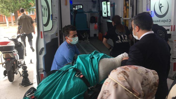 GÜNCELLEME - Gelecek Partisi Genel Başkan Yardımcısı Ün, Kırklareli'nde geçirdiği trafik kazasında yaralandı G4