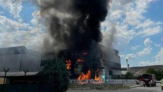 Ankara'da korkutan yangın! Söndürme çalışmaları 1,5 saat sürdü