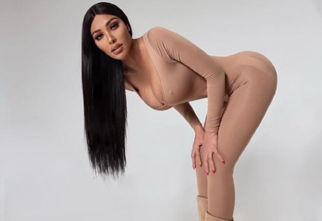 Ayırmak imk&acirc;nsız! Kim Kardashian&rsquo;a benzemek i&ccedil;in 17 milyon harcadı! 