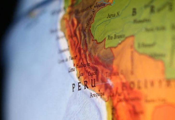 Peru'da otobüs uçuruma yuvarlandı: 27 ölü, 16 yaralı