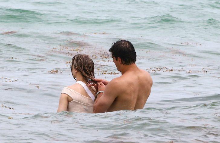 Kolu sakatlanan Euigenie Bouchard'e tatilde sevgili şefkati  G5