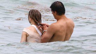 Kolu sakatlanan Euigenie Bouchard'e tatilde sevgili şefkati 