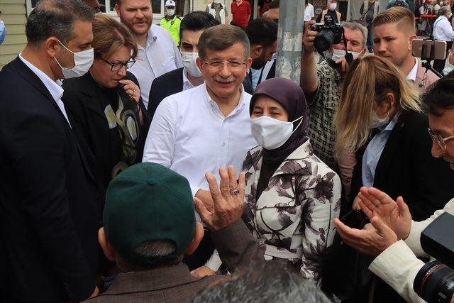 Gelecek Partisi Genel Başkanı Davutoğlu, Kırklareli'nde muhtarlar ve STK temsilcileriyle buluştu