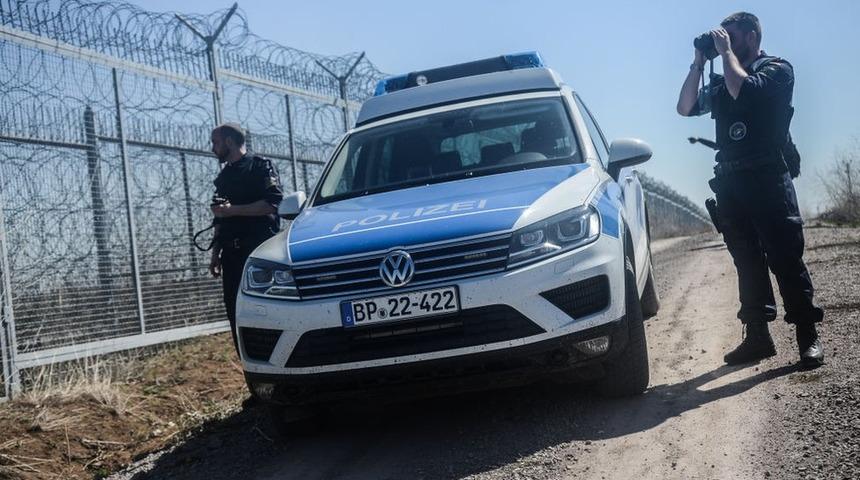 AB sınır g&uuml;c&uuml; Frontex'in feshedilmesi i&ccedil;in kampanya başlatıldı