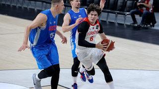 12 Dev Adam, Rusya'yı geçemedi!