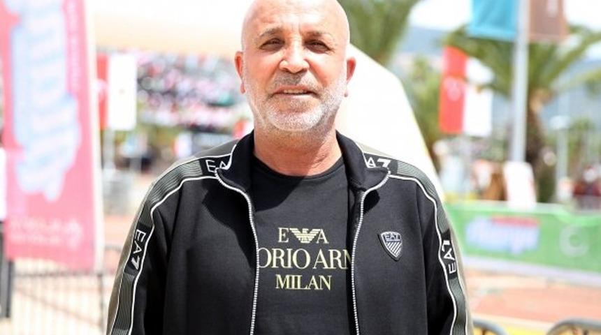 Alanyaspor'dan yabancı sınırına destek!