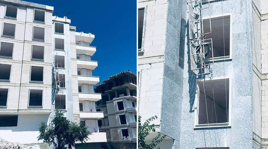 İnşaat iskelesinin halatı koptu: 2 &ouml;l&uuml;, 2 ağır yaralı