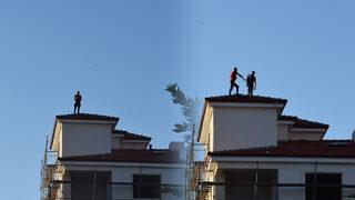 Yer: Malatya! Çatıdan kendisi indi, arkadaşını çıkardı