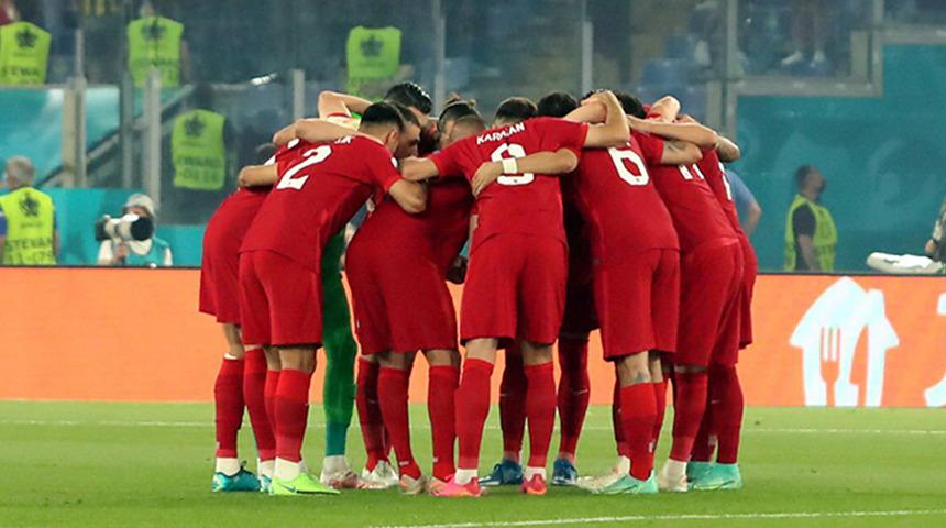 İsviçre-Türkiye maçının 11'leri belli oldu!