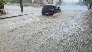 Kazalar, su baskınları, göle dönen caddeler! Görüntü Ankara'dan