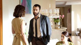 Baş Belası dizisinde İpek ve Şahin'in karşılaşması olay oldu! İşte sosyal medyayı sallayan sahne...