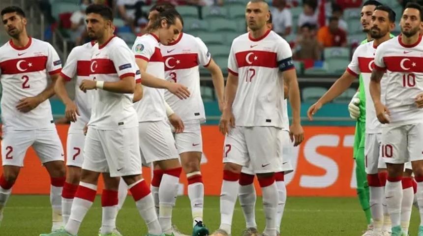 Milli Takım'da şok eden kavga! Enes Ünal ve Halil Dervişoğlu...