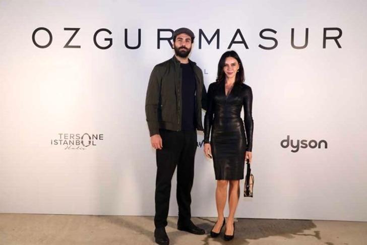 Hande Ataizi'nin 21 yaş küçük sevgilisi ile havuz keyfi! Camdaki Kız'ın Cana'sından çok konuşulan pozlar... G3