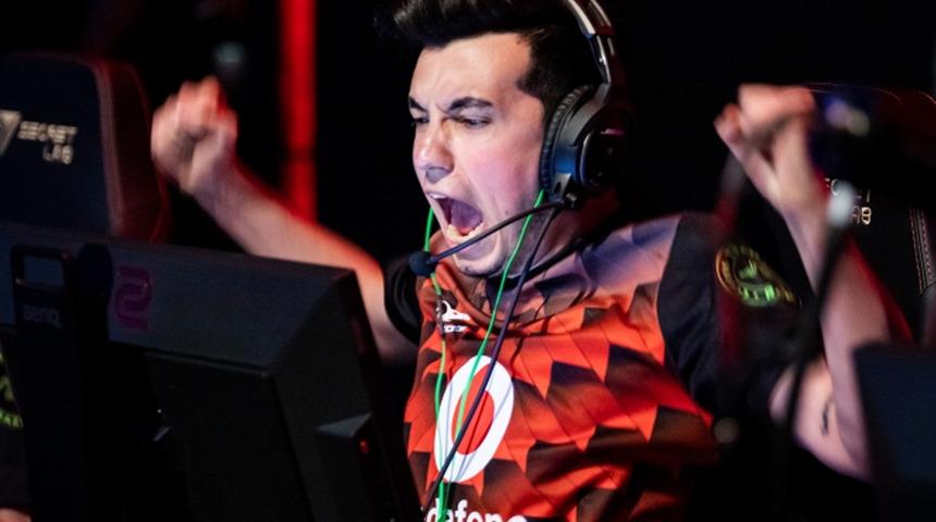 Beklenen Türk CS:GO takımı kuruluyor! Woxic, müjdeyi sosyal medyadan duyurdu