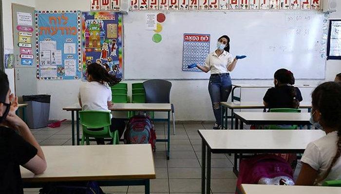 İsrail'de Delta varyantı nedeniyle okullarda Kovid-19 vakaları artıyor
