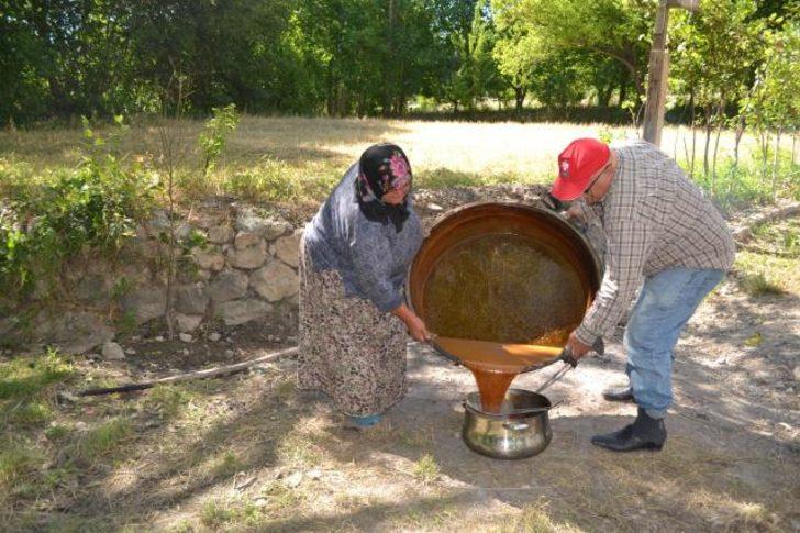 Dut pekmezinin faydaları nelerdir? Dut pekmezi nasıl yapılır? Cumhurbaşkanı Erdoğan'dan tavsiye G3