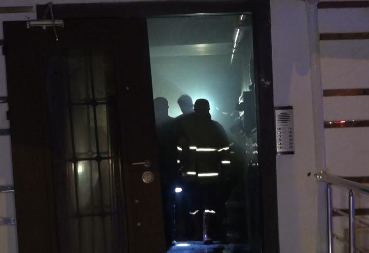 Korku dolu gece! 5 katl� apartmanda yang�n: 1'i bebek, 4 ki�i dumandan etkilendi