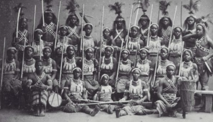 Tarihin en acımasız ve eli kanlı kadınları! Dahomey’in Amazon kadınları ilginç yaşam şekilleriyle merak uyandırmaya devam ediyor