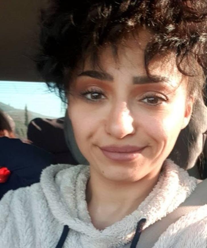 Yıldız Tilbe ile kızının benzerliği şaşırttı! İşte Yıldız Tilbe'nin senelerdir gözlerden uzakta büyüttüğü kızı Sezen Burçin... G5