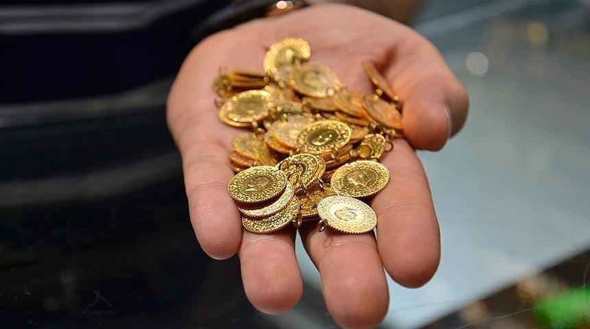 İndirimli altına hücum! 400 TL daha ucuz çeyrek altını duyan koştu... Kuyruğun sonu gözükmedi