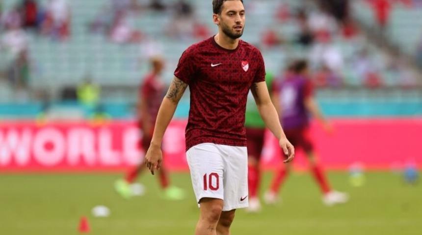 Hakan Çalhanoğlu, Inter için sağlık kontrolünden geçti