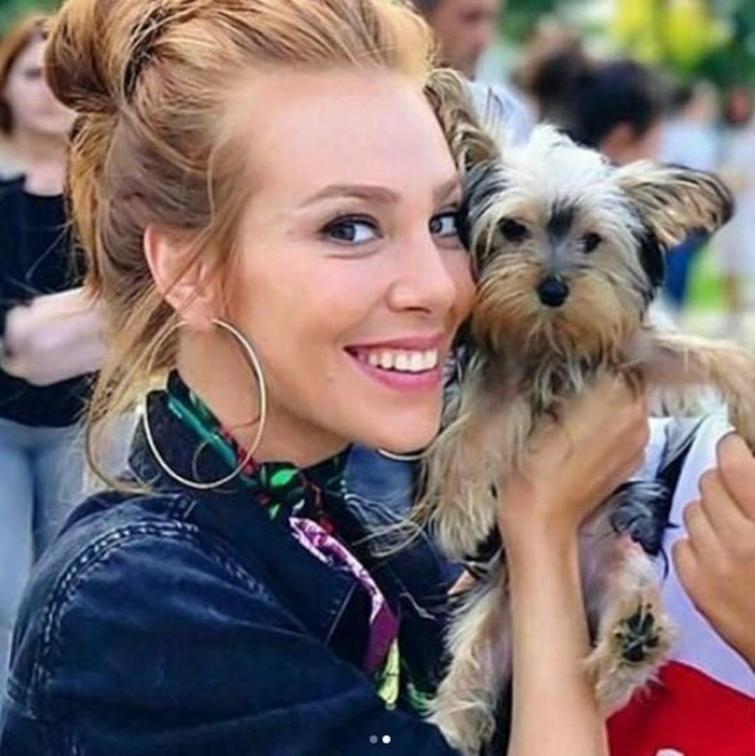 El&ccedil;in Sangu'dan s&uuml;rpriz proje