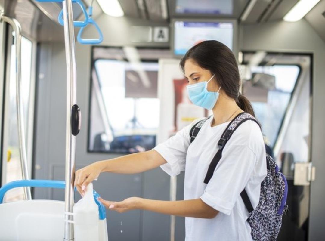 65 yaş &uuml;st&uuml; ve  18 yaş altına seyahat yasağı var mı? İşte 1 Temmuz kararları