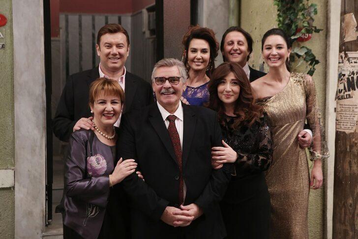 Seksenler ne zaman başlayacak 2021? Seksenler dizisi oyuncu kadrosunda kimler var? G5