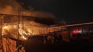 Manisa'da ağılda çıkan yangın söndürüldü