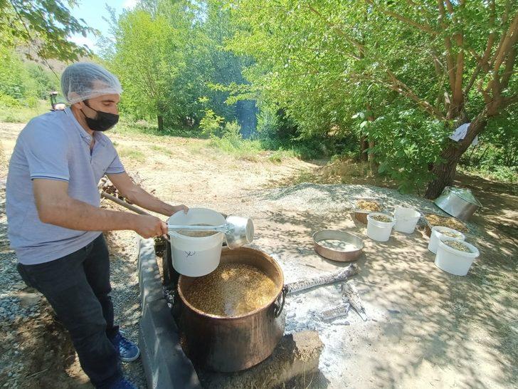Coğrafi işaret alan Sivan dut pekmezi tatlı yolculuğuna bu yıl da başladı G4