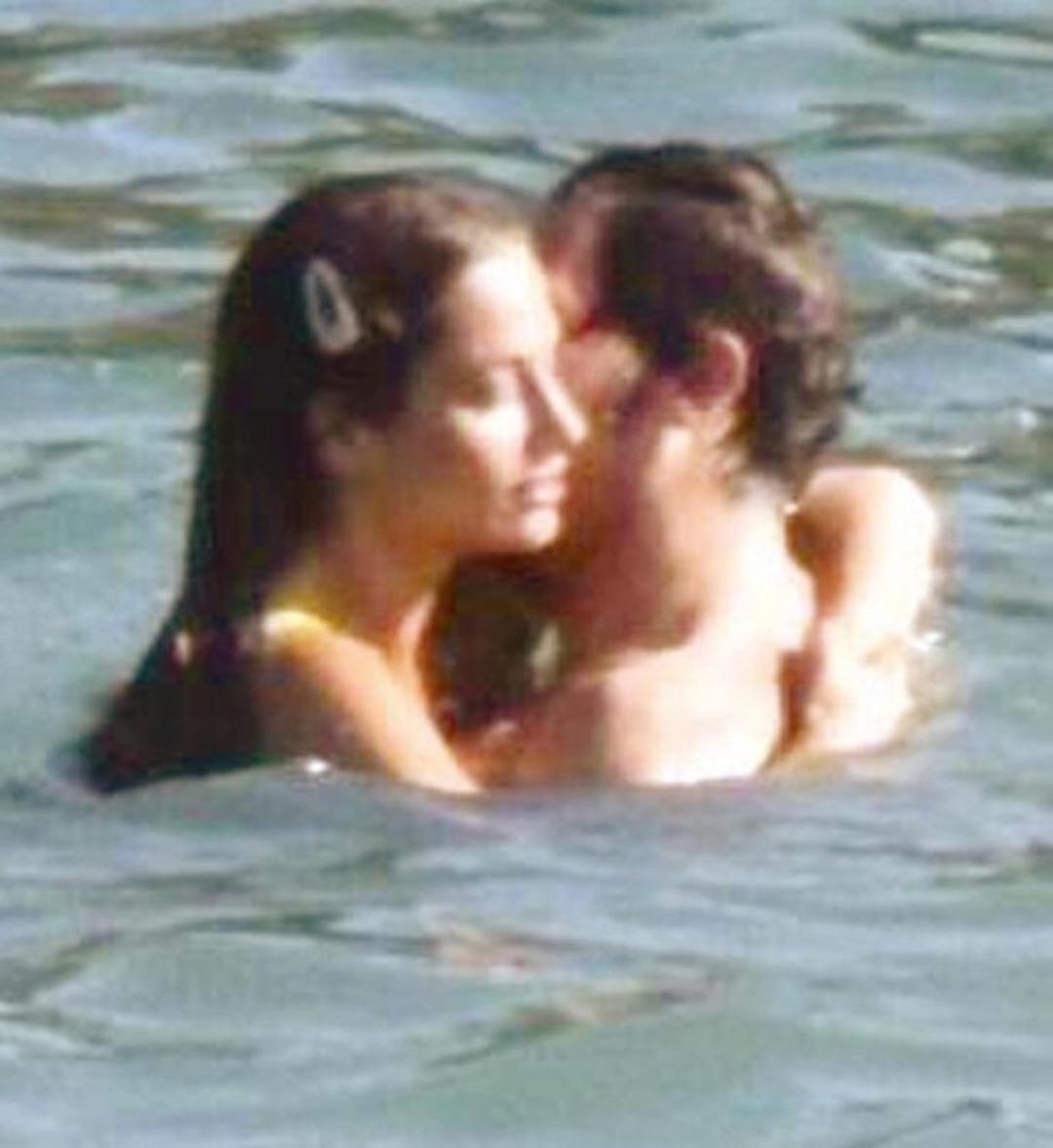 Uraz Kaygılaroğlu'nun yeni sevgilisi G&uuml;lcan Arslan bakın kim &ccedil;ıktı! Herkesin bildiği...