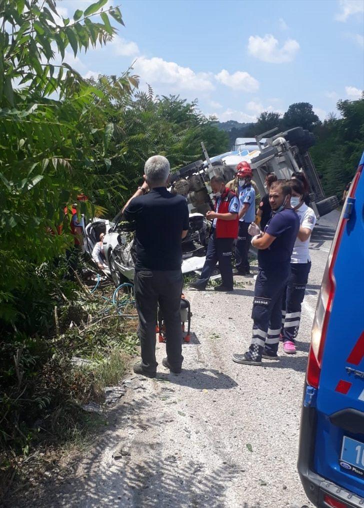 Balıkesir'deki trafik kazasında ölen iki belediye personeli için tören düzenlendi G3