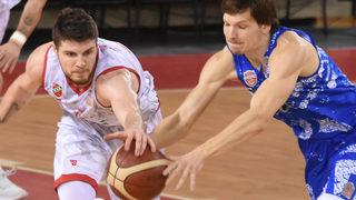 Pınar Karşıyaka'da Metecan gidiyor