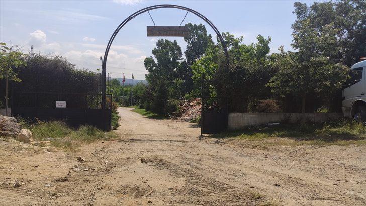 İYİ Partili Türkkan'ın ortağı olduğu şirkete ait çiftlikteki bazı kaçak yapıların yıkımı tamamlandı G1