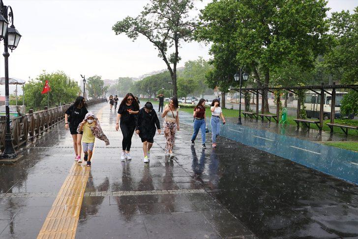 Trakya'da kuvvetli sağanak etkili oldu G1